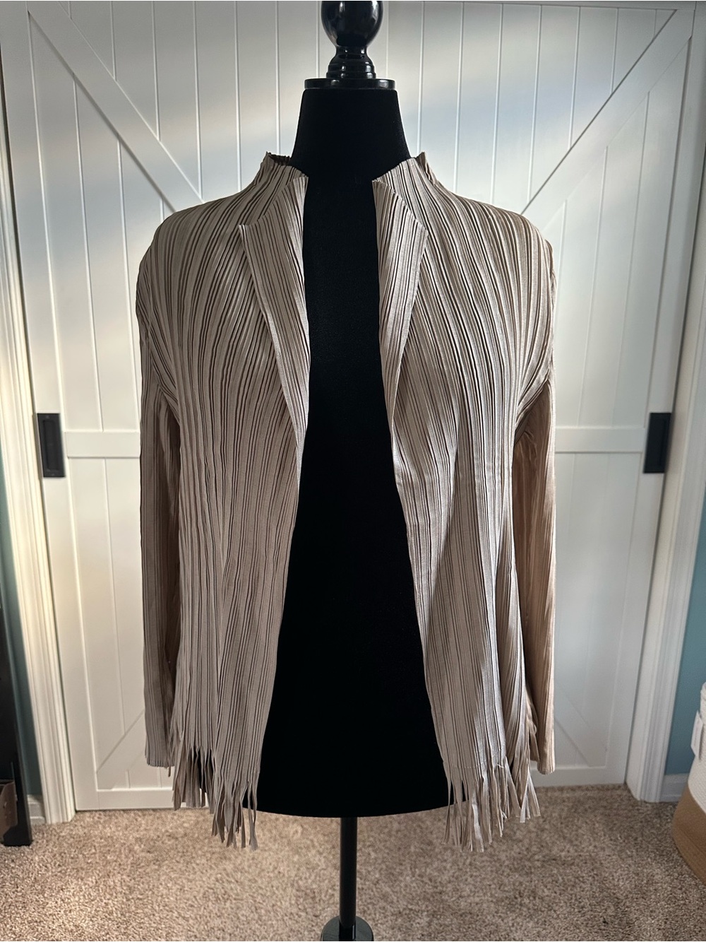 Chico’s Travelers Size 2 Pleated Fringe Open Front Cardigan Jacket Taupe Large